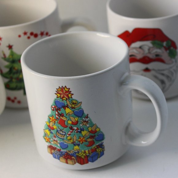 4 Pc Vintage Christmas Mugs Made in Korea Coffee Tea Hot Chocolate Toddy Set - Picture 7 of 10